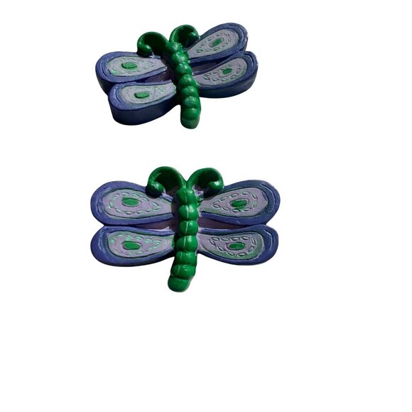 La Mode Hand Painted Dragonfly Buttons Set Of 2 Green & Purple 1213 New on Card - Picture 3 of 4